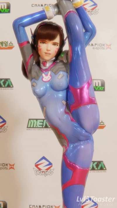 D.Va shows off a little too much (Lvl3Toaster, sound by volkor)