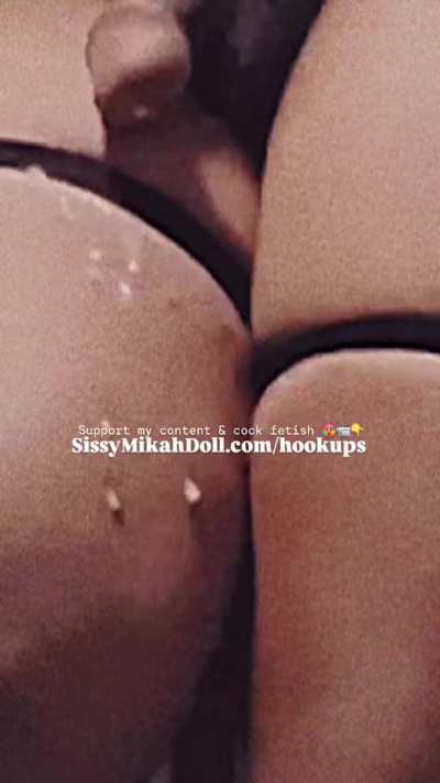 Daddy fucks me until I sissygasm