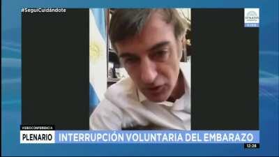 ¿Qué le pasa al senador Esteban Bullrich?