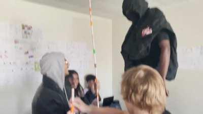 “Somebody take a picture of this and put it on Reddit”