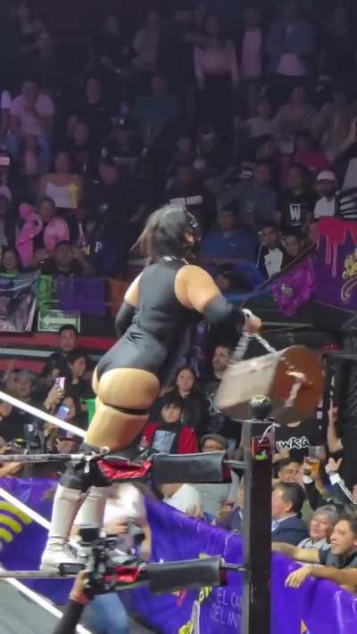 Different angle, Lady Maravilla wins a chest for a championship opportunity at IWRG 10/30/25