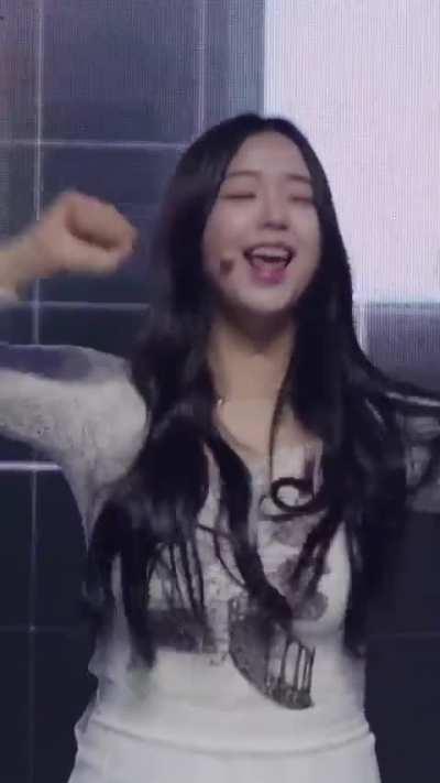 tripleS - Chaeyeon