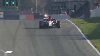 [NO SPOILERS] Dark soundtrack be like: