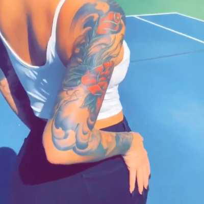 Amber's Big Ass In Jeans