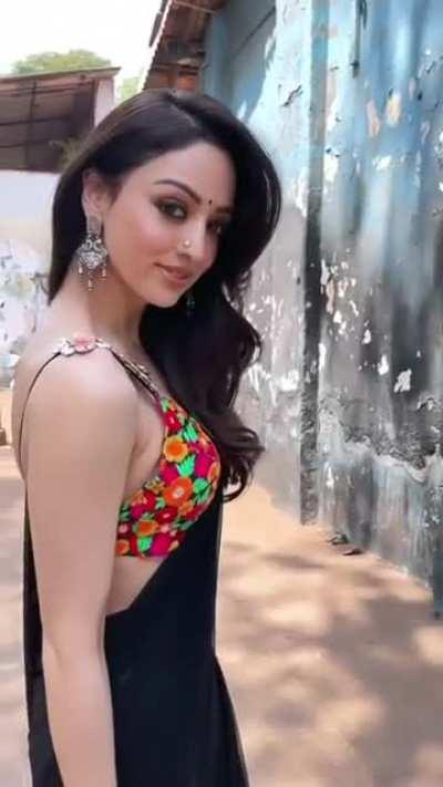 Sandeepa Dhar