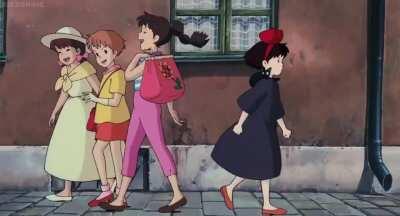 Me evrytime I see conventionally attractive cis women: