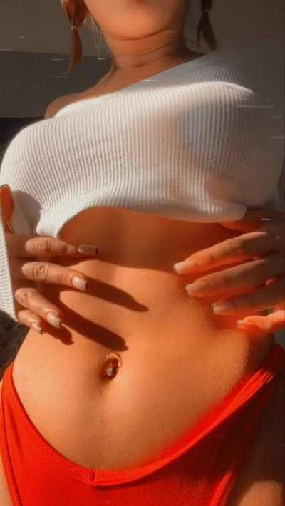 Here are your doll’s sun kissed fun bags ;P