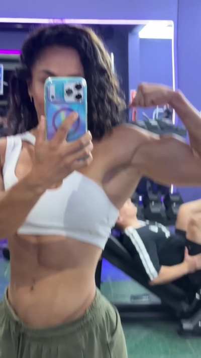 we both go to the gym, who gives up first?