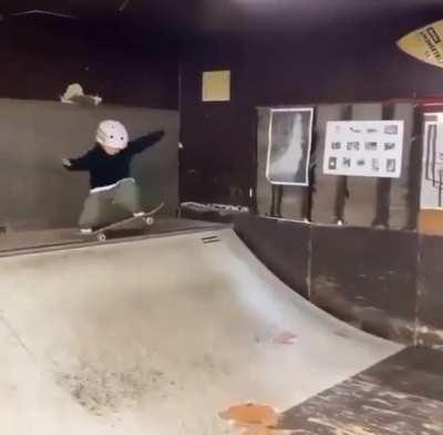 4yr old learning to skate