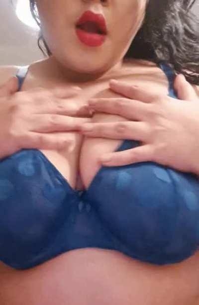 Who wanna grab those ??? Top 2 Most nasty comment maker will get the chance to do sext with me in a group !!!!