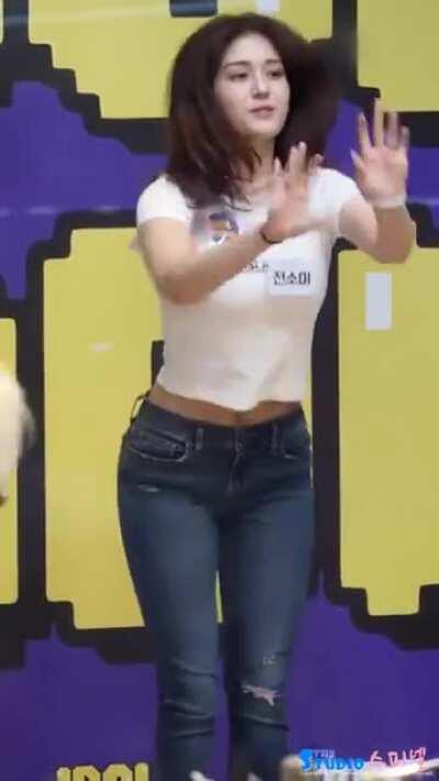 Sorun kimse de değil...