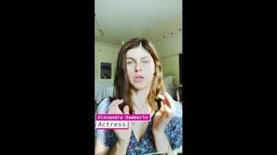 Beautiful and casual on IG (GIF)