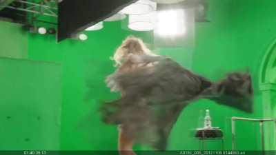 Jessica Alba dancing in green screen in Sin City.