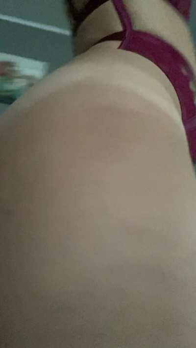 Does this make my ass look fat? 🍑