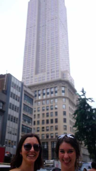 Dared to flash in front of the Empire State Building [f]