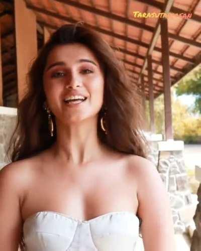 Cute Tara ❤️💗