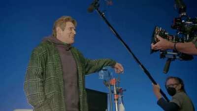 Jamie Foxx on Willem Dafoe's Green Goblin | Spider-Man: No Way Home Extras