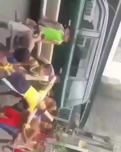 Los fans mas viejos de cristianghost cruzificando al canal principal