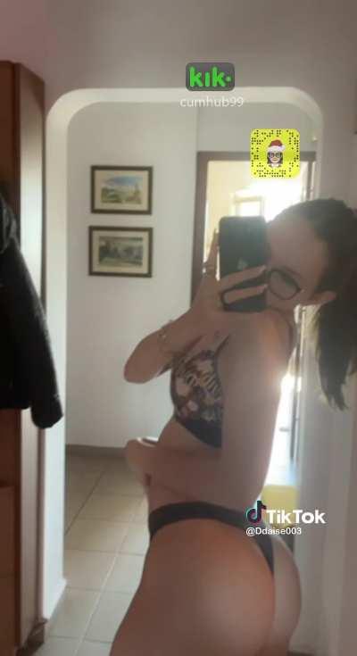 I don’t know how to drive a manual shift, can you teach me how to handle that?