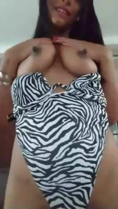 Free taste for my latina pie