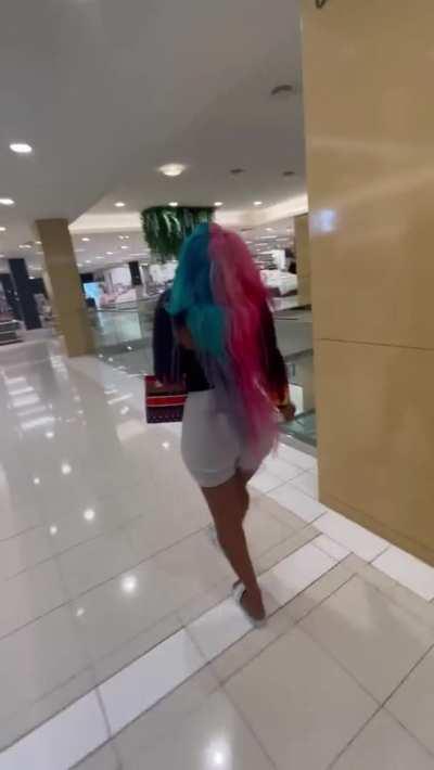 Remote vibrator makes woman squirt in public