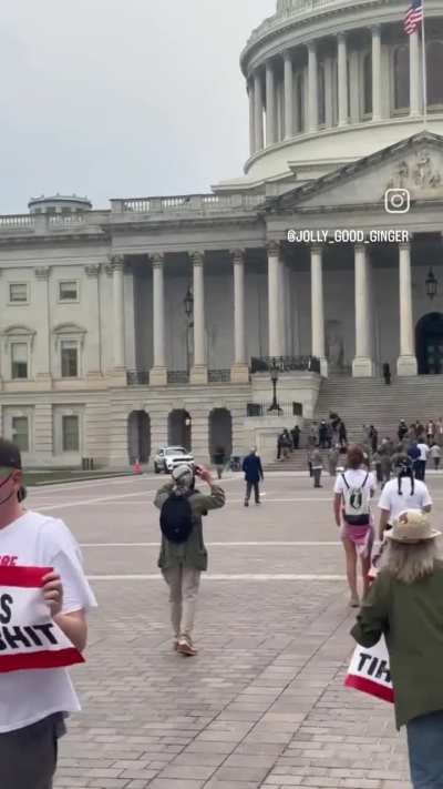 Vets standing the fuck up to tyranny.