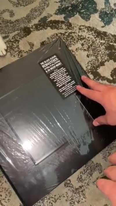 Unboxing the black album deluxe box set