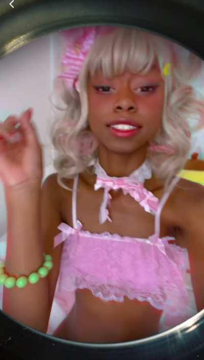 Wanna watch Barbie at my place~? <3