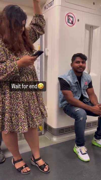 Metro Scene Nowadays Better Than Chappri Dance & Fight