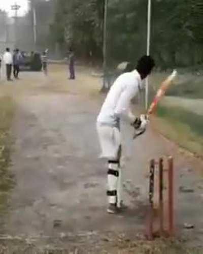 Ab toh sharam kar le Iyer