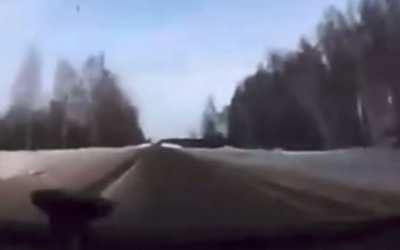 Russia: Dashcam unplugged before rollover at 50+ mph