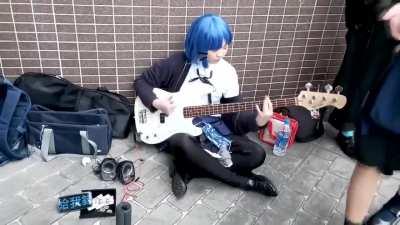 Ryo street performance (and a surprise guest)