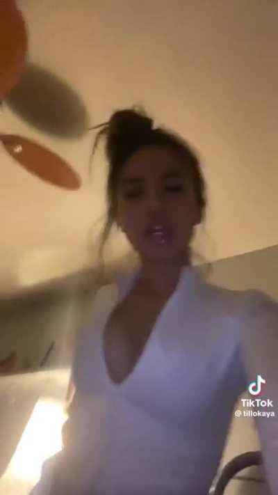 tiktokgyal - Video #3208