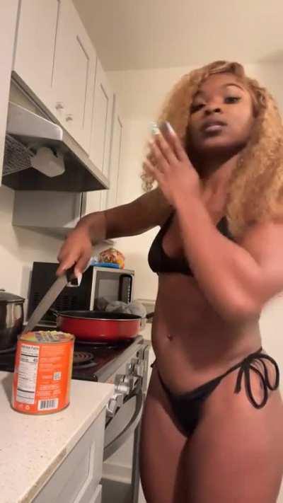 What content would yall like to see from me im trying to get into this tiktok world and youtube #viral #dayinmylife #lifestyle #fypシ゚viral