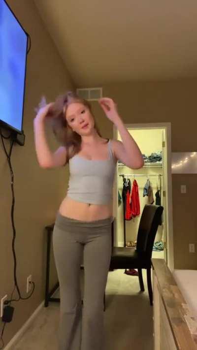 r/LifeWithMak2005NSFW Lounge