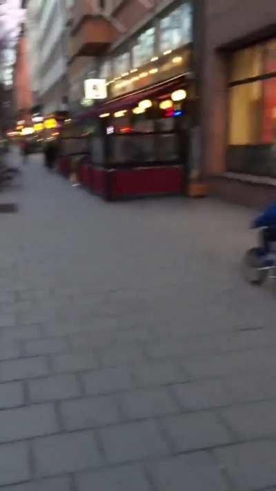 Masyadong naakit si bro kay ate bakikay