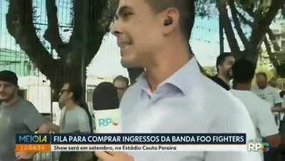 Hoje é um dia muito importante pro fã de Foo Fighters