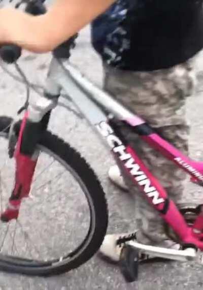 Father Confronts Thief That Stole Daughter's Bike, Gets It Back