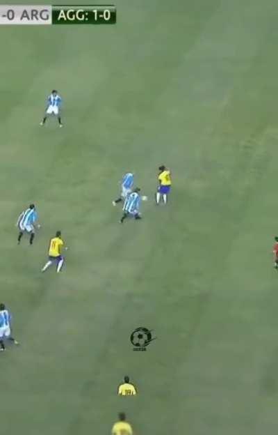 Ronaldinho and Neymar, 2 of my brasilian idols that made me love football and that represent brasilian jogo bonito IMO