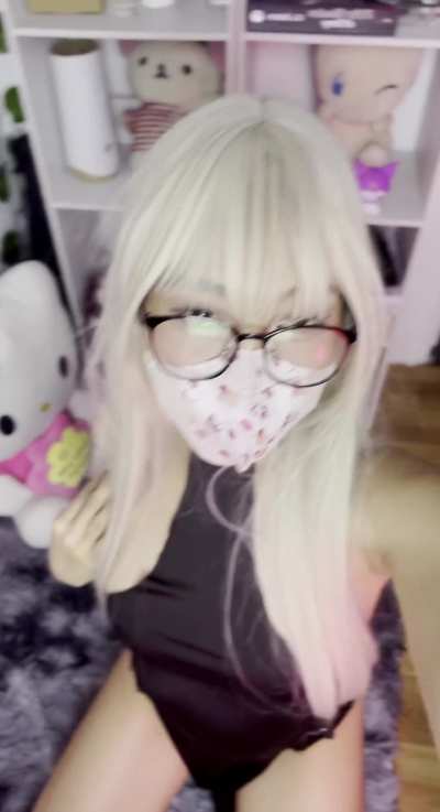 am i too nerd or just enough to be fuckable?