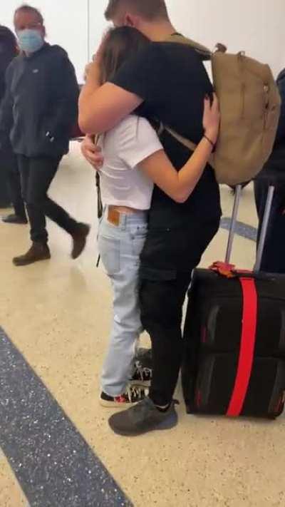 Met my LDR after 3 years. France —> California :) Been trying to meet up for years but couldnt because of COVID. Best 2 weeks of my life