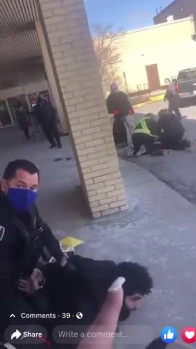 Anti-Mask + Police Situation Ottawa