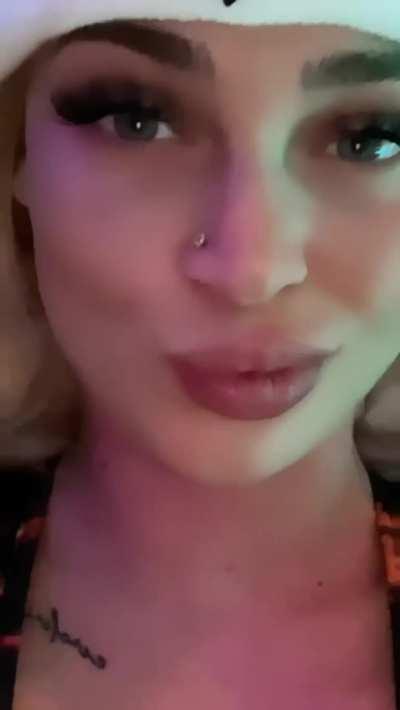 wanna play a game?😜😈