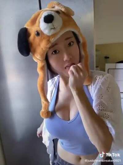 That's a cute hat @justaheartbreaker0921