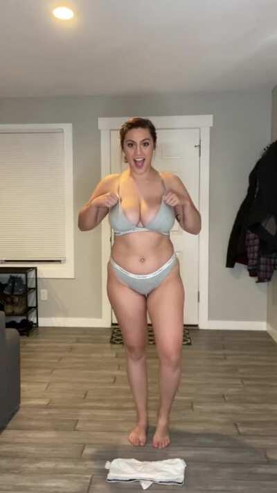 Bounce and change💦so good😈mmm so hawwty