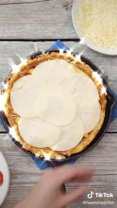 Chip pizza. Bonus rubbish sound track