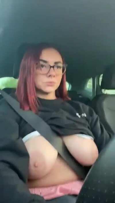 Quick flash on my way home 😛 [GIF]