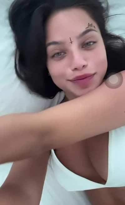 Quien para paja con Emi? Al md