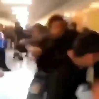 Who ever made dis needs they dick sucked 💀