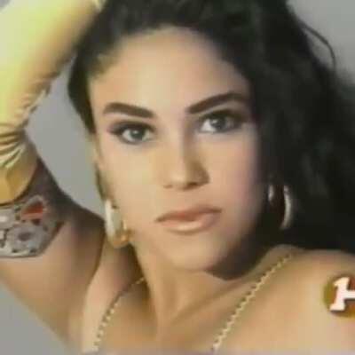 Shakira at 18 years old